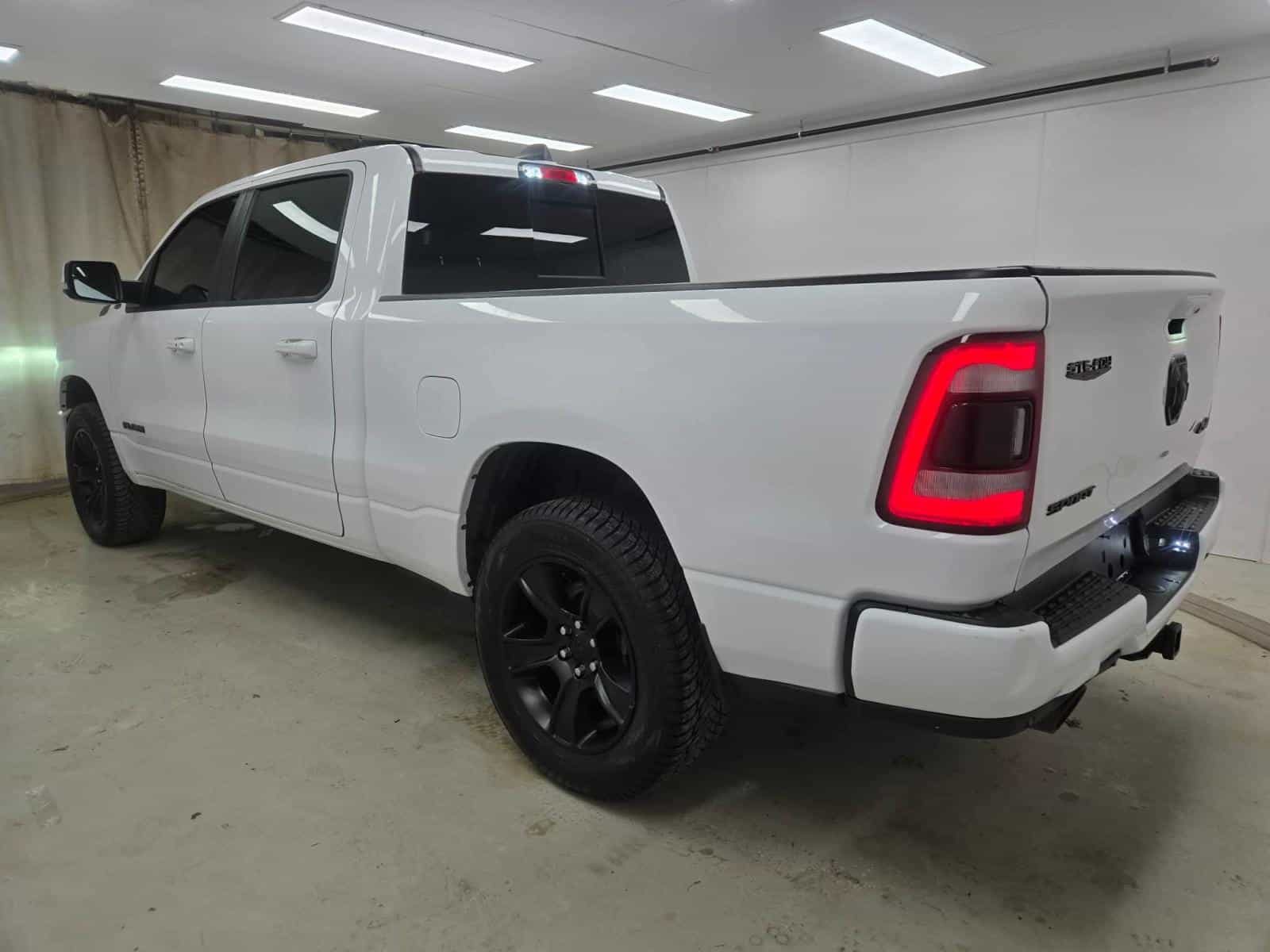 2022 RAM 1500 Sport Sport - Image 4
