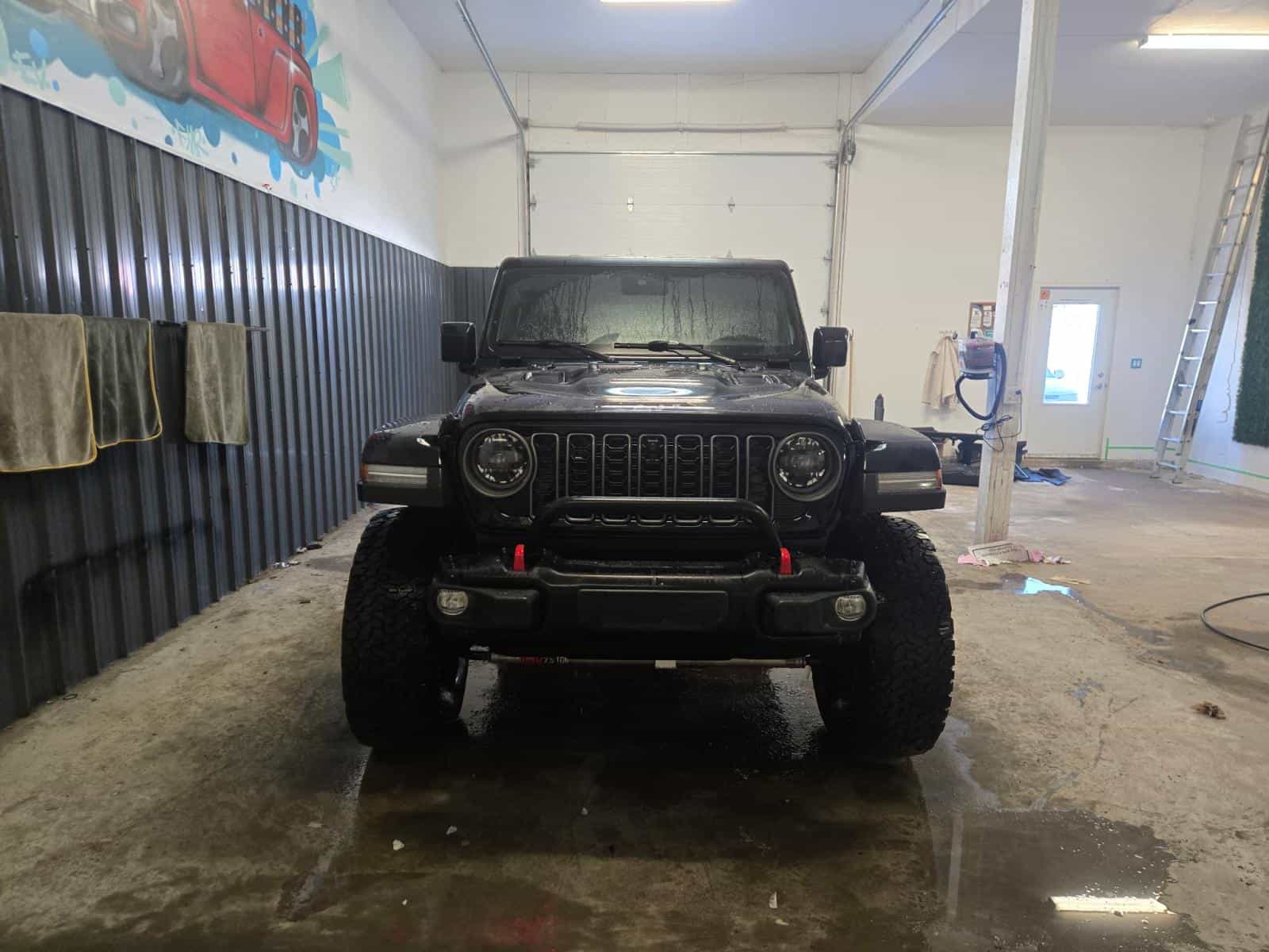 Image 2 Jeep Wrangler Rubicon X 2025