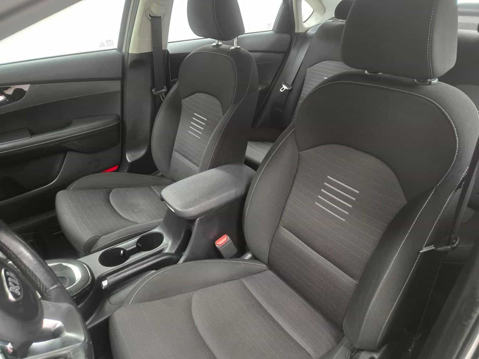 2020 Kia Forte EX - Image 13