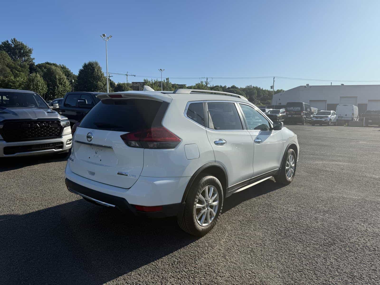 2020 Nissan ROGUE S/SL/SV S - Image 5