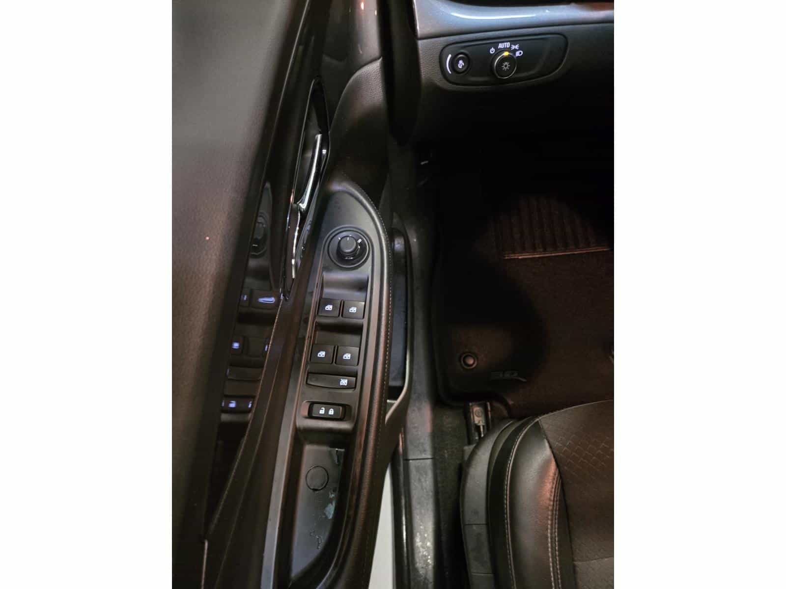 2017 Buick Encore Preferred - Image 9