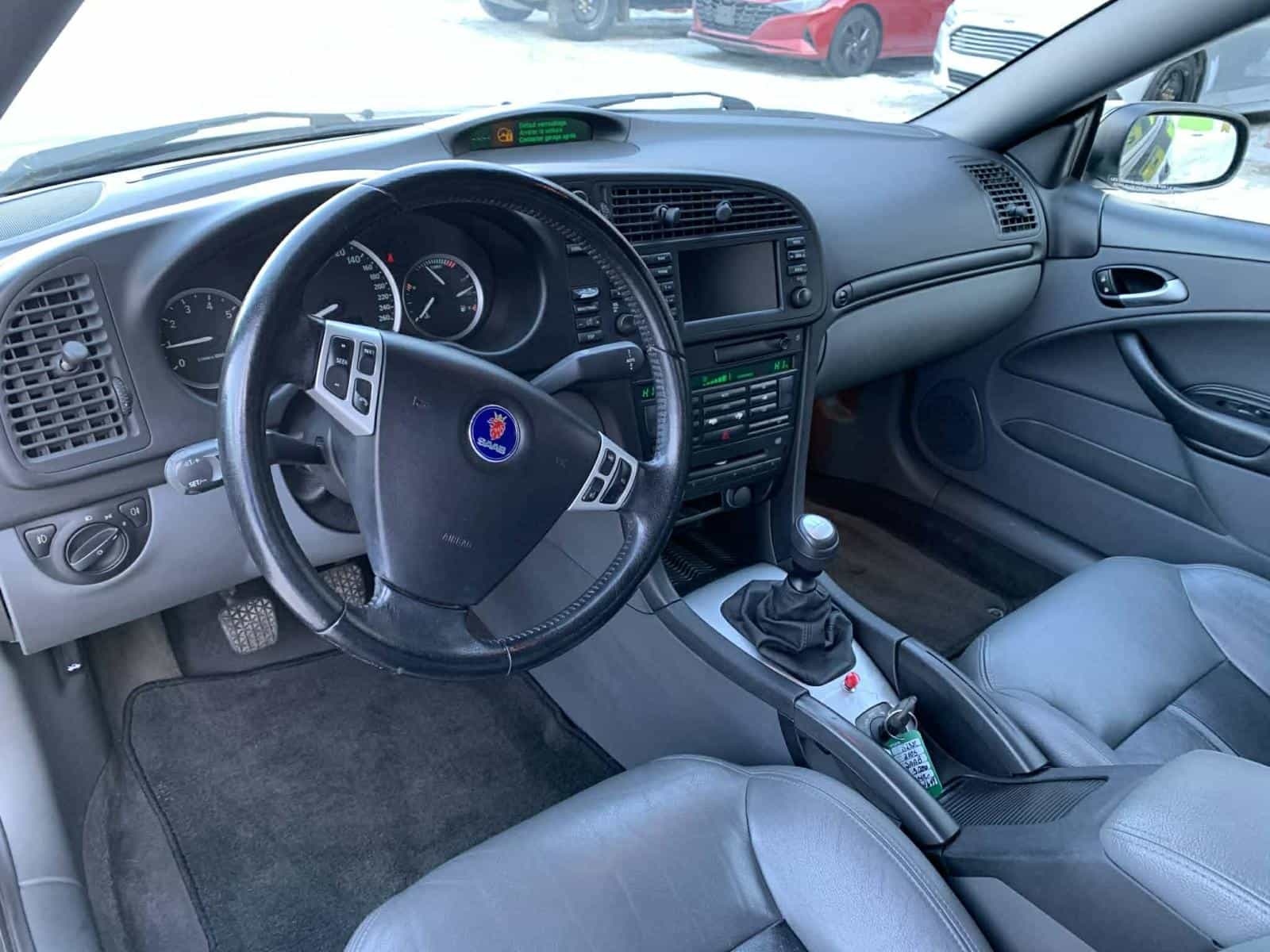 2005 Saab 9-3 AERO - Image 11