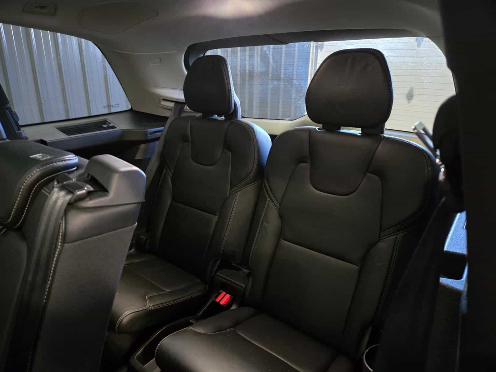 2018 Volvo XC90 Momentum - Image 11