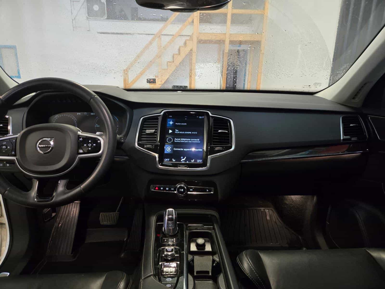 2018 Volvo XC90 Momentum - Image 12