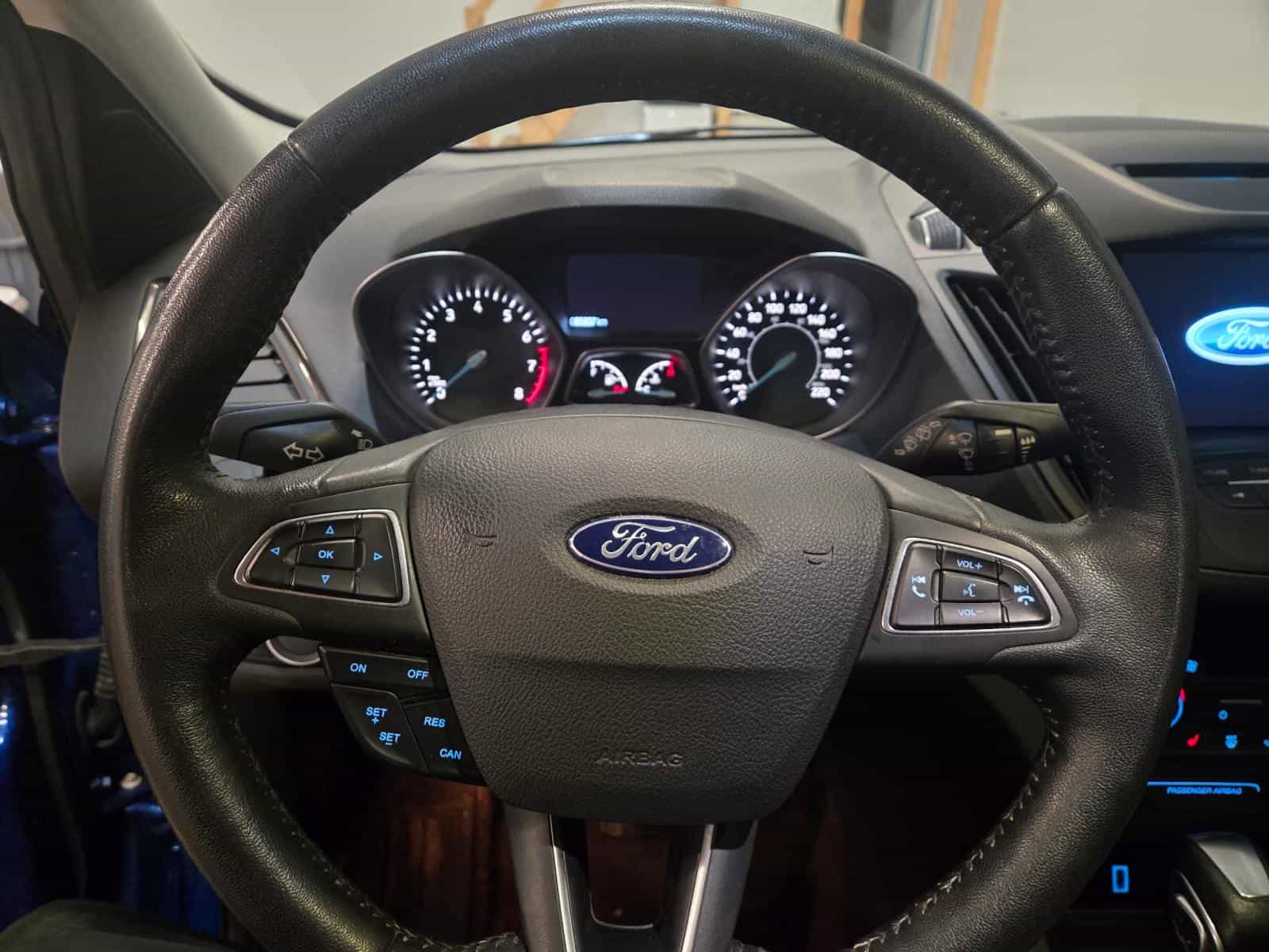 2018 Ford ESCAPE SEL SEL - Image 13