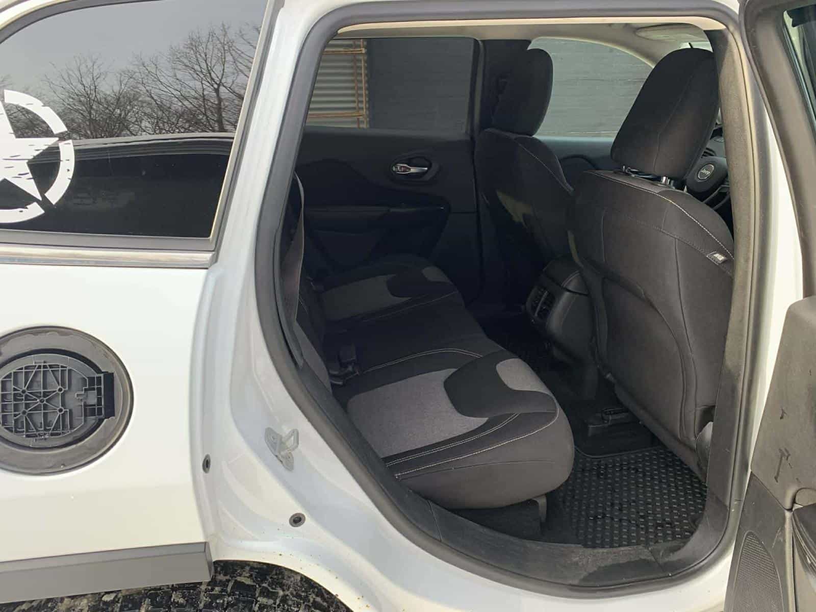 2014 Jeep Cherokee North - Image 10