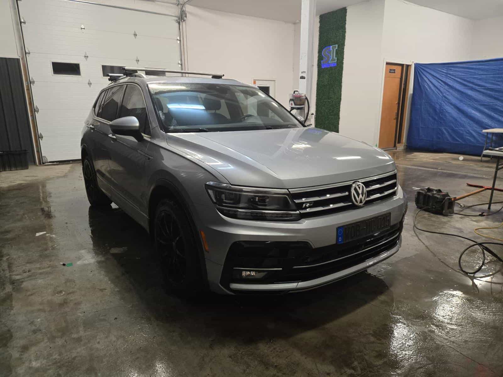 2020 Volkswagen Tiguan Highline - Image 3