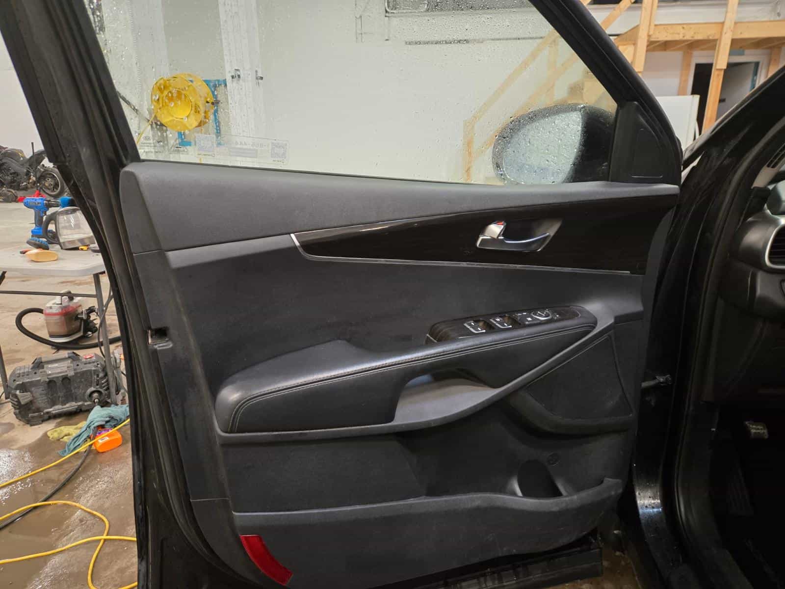 2020 Kia Sorento LX - Image 11