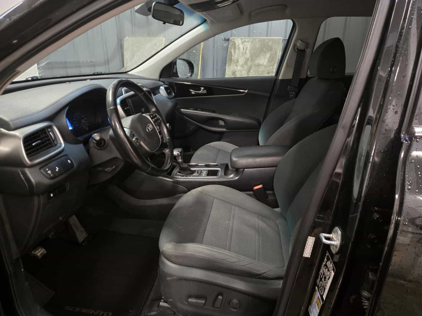 2020 Kia SORENTO L/LX LX - Image 9