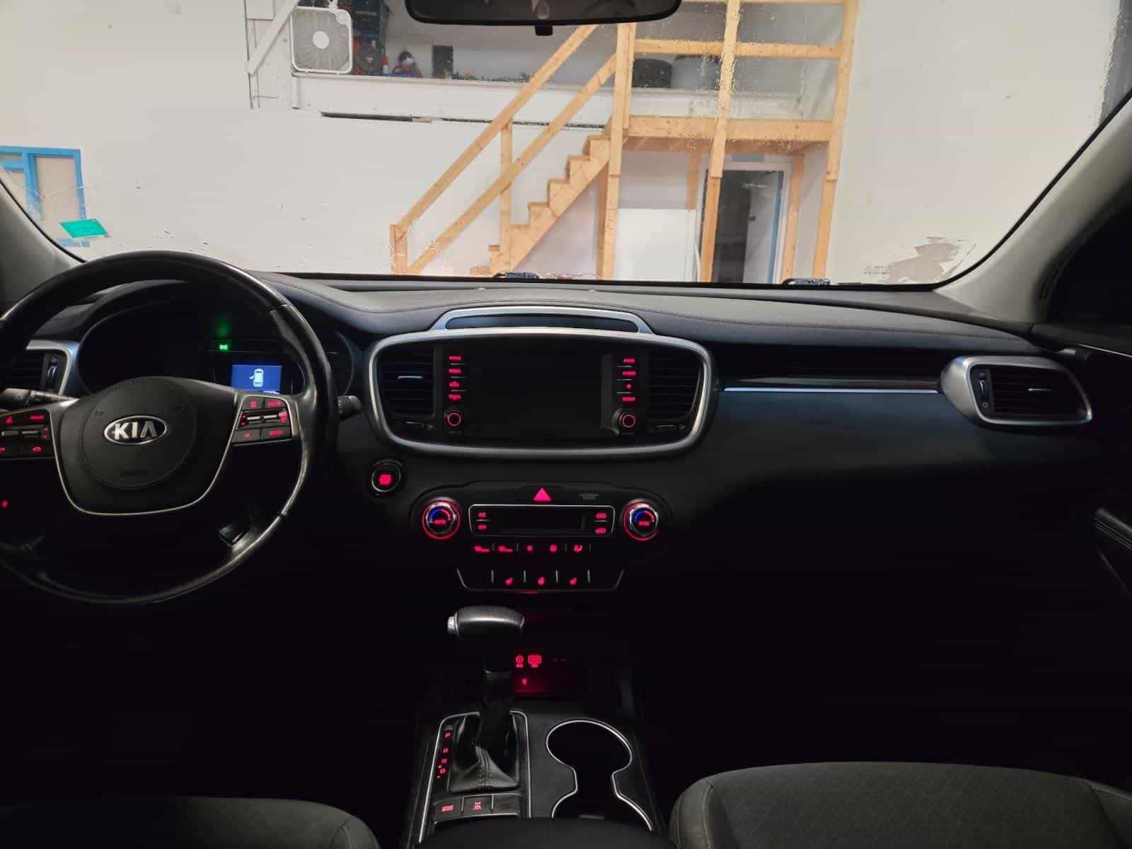 2020 Kia SORENTO L/LX LX - Image 12