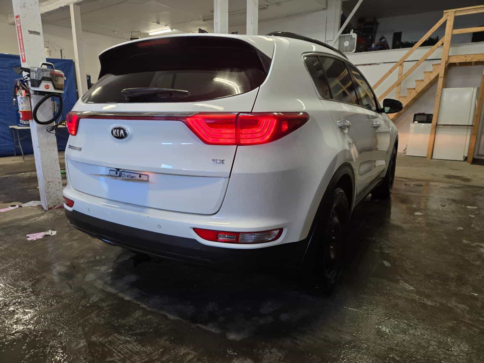 2018 Kia SPORTAGE EX EX - Image 5