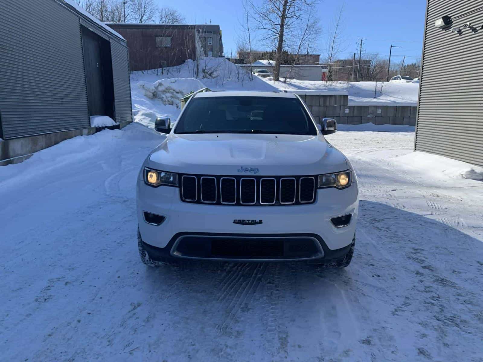 2018 Jeep Grand Cherokee Limited Limited - Image 2