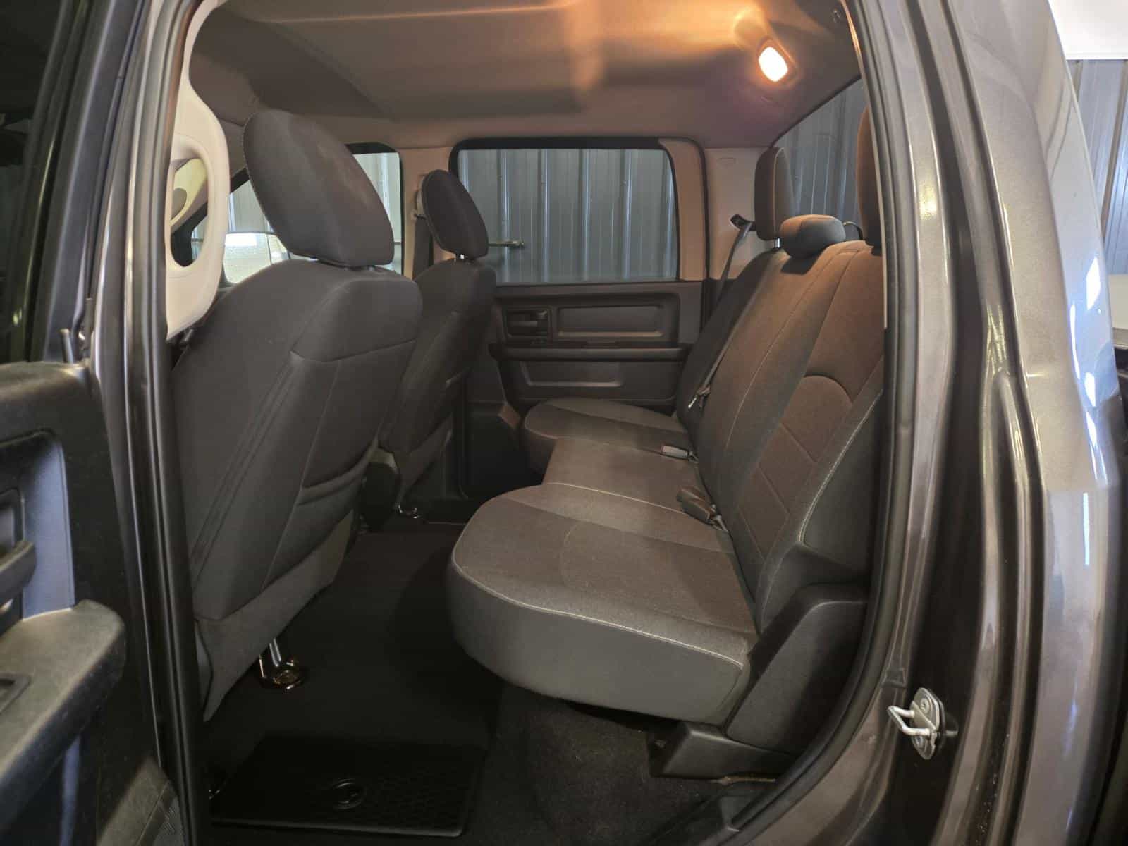 2021 RAM 1500 Classic Express - Image 10