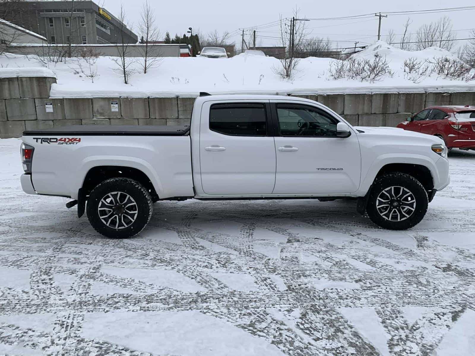 2020 Toyota Tacoma TRD Sport - Image 8