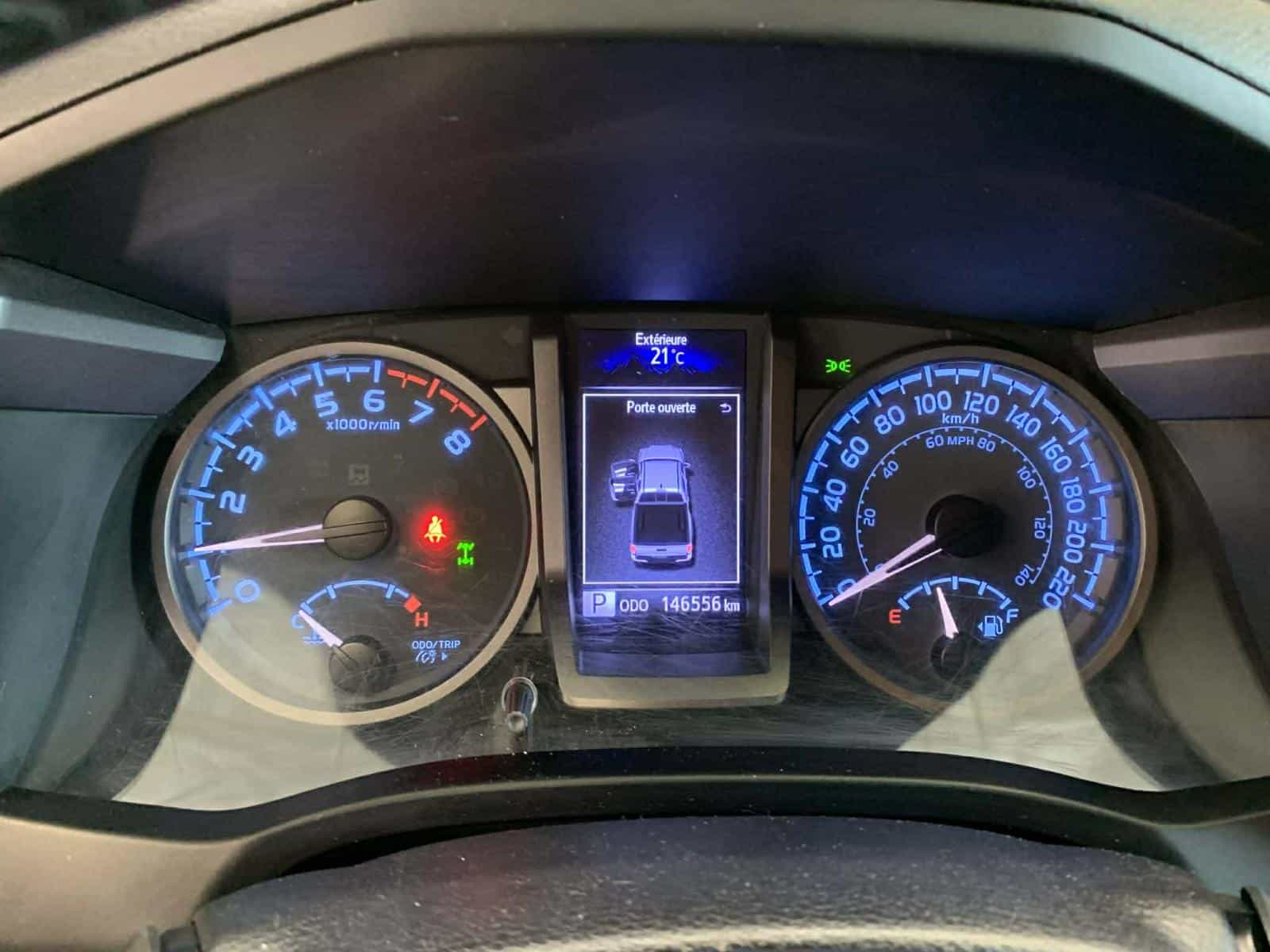 2020 Toyota Tacoma TRD Sport - Image 14