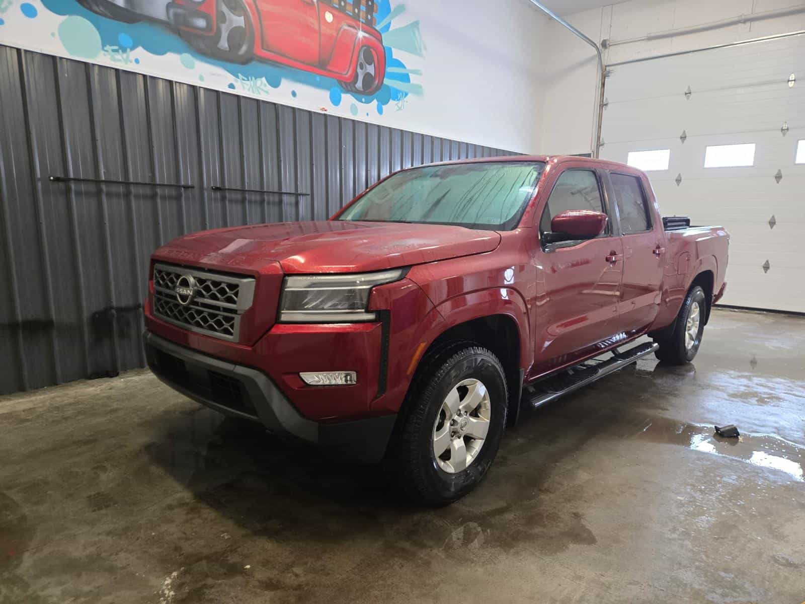 2022 Nissan Frontier SV - Image 1