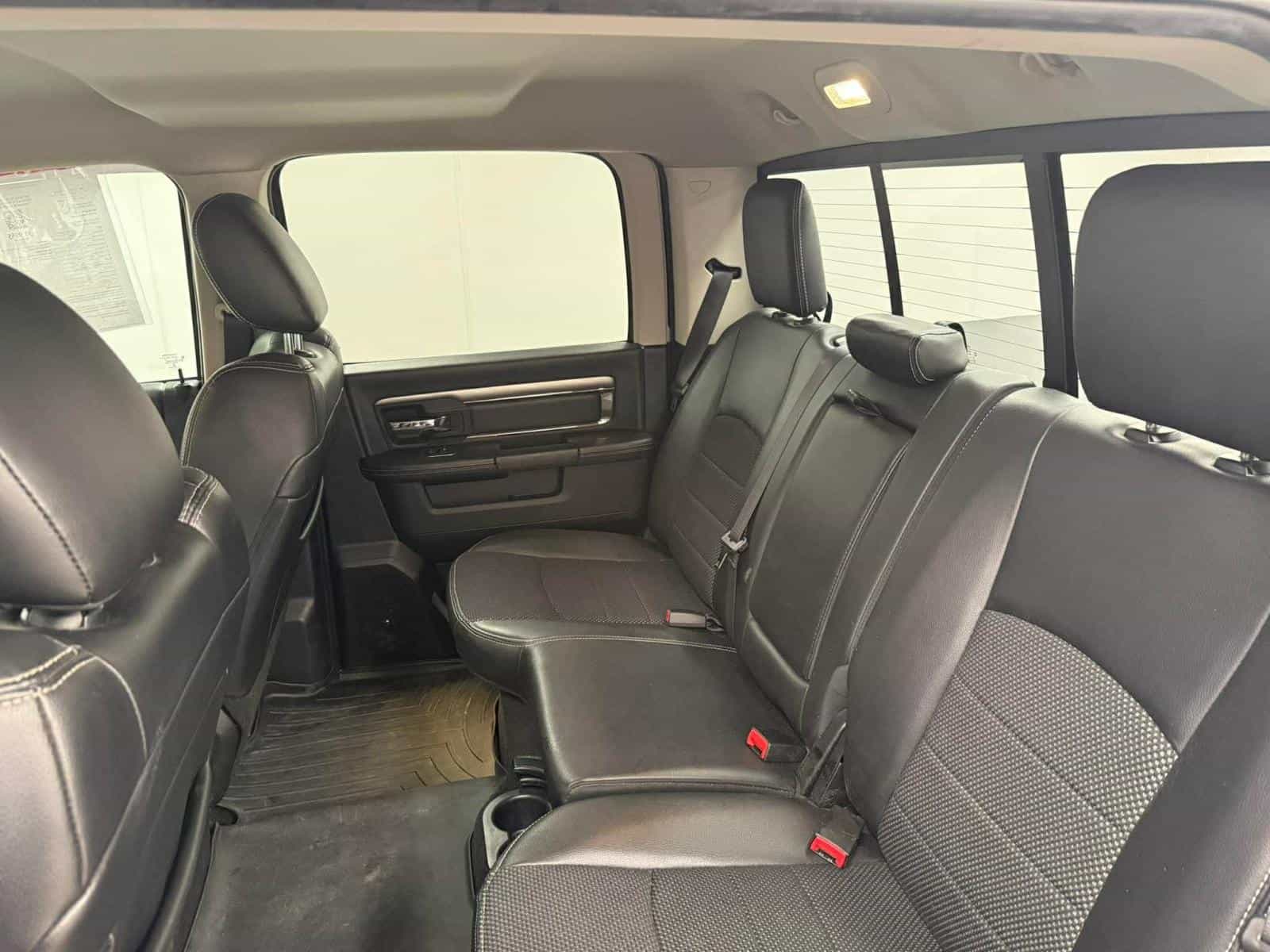 2018 RAM 1500 Sport - Image 8