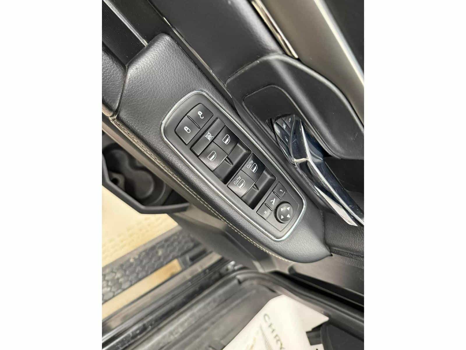 Image 12 RAM 1500 Sport 2018