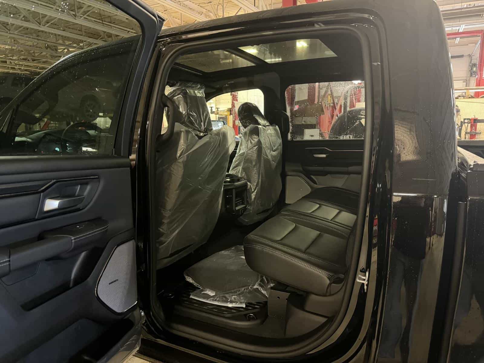 2026 RAM 1500 Sport - Image 9