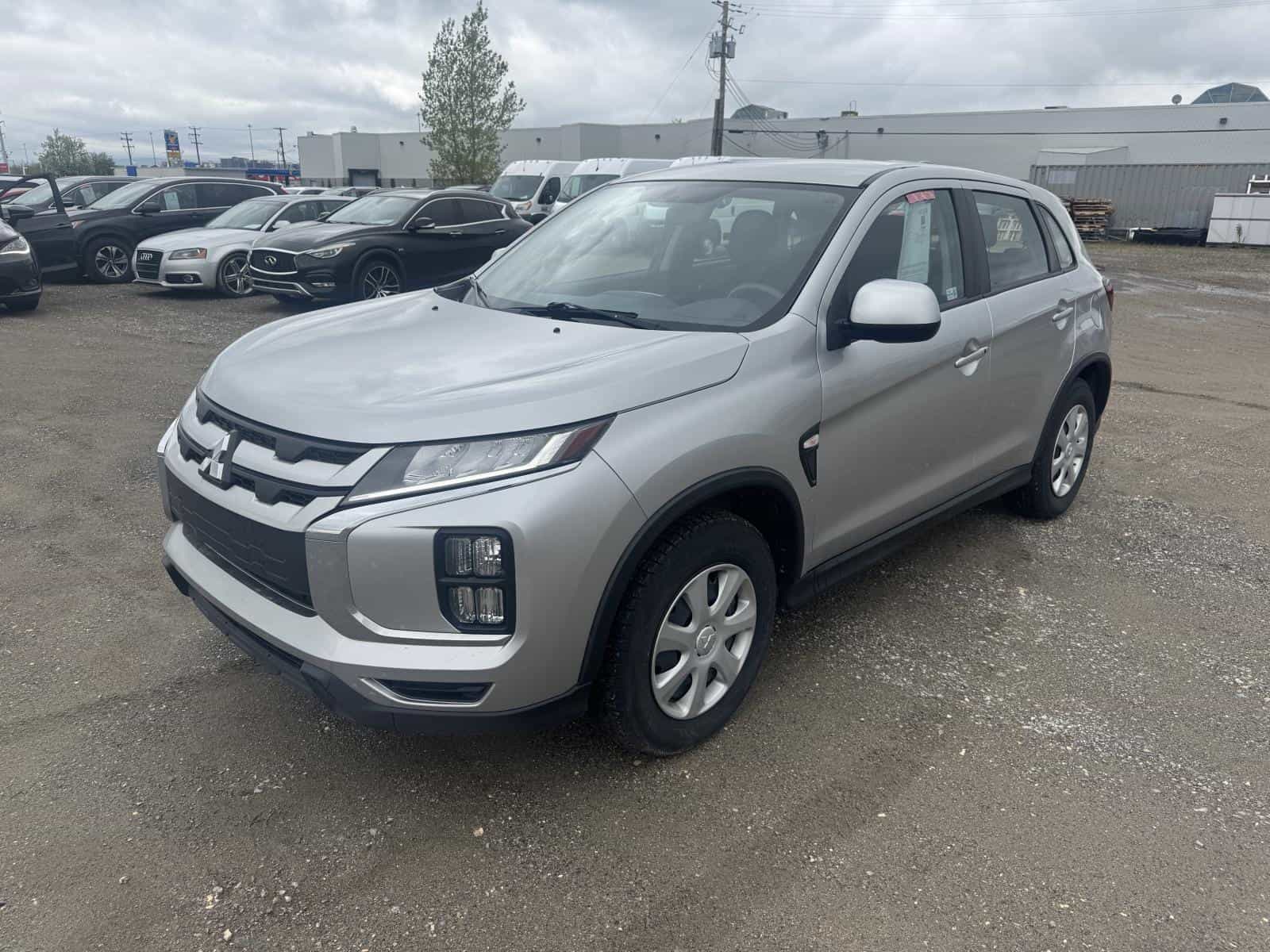 Image 1 Mitsubishi RVR ES 2022