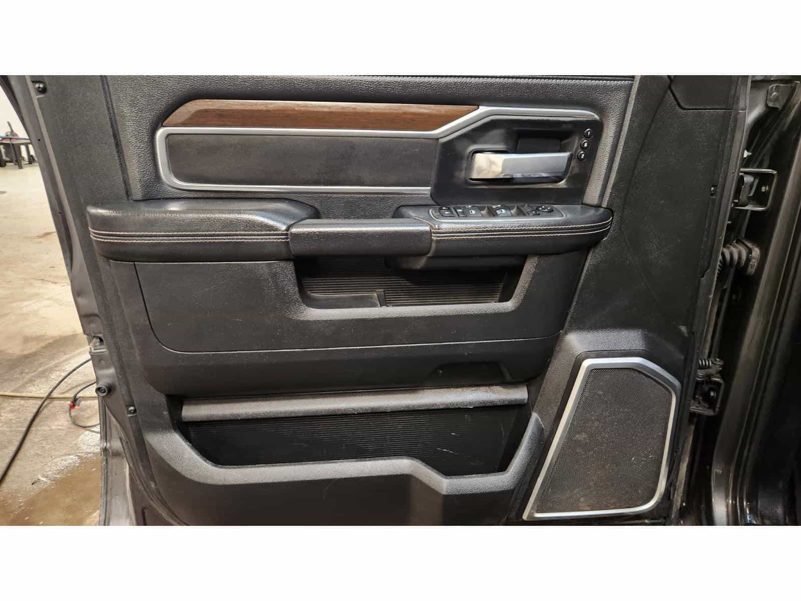 Image 9 RAM 2500 Laramie 2022