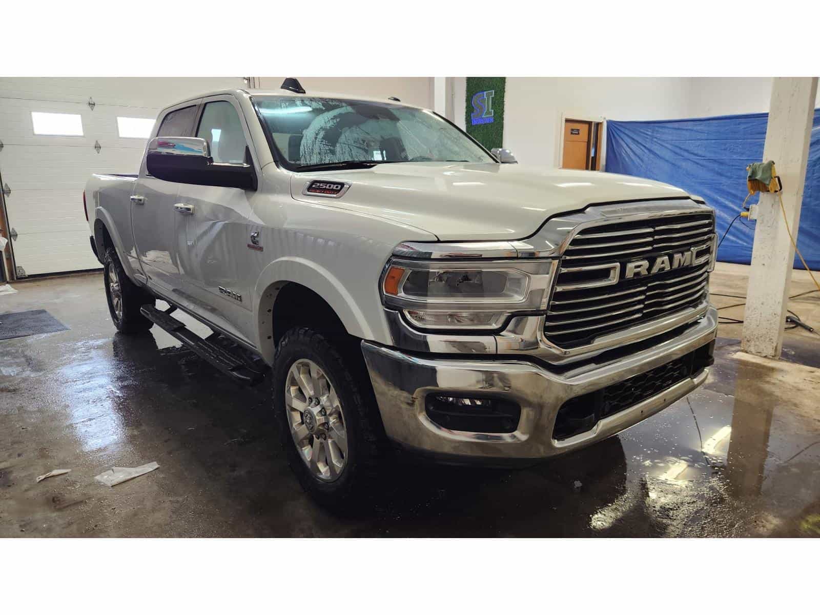 2022 RAM 2500 Laramie - Image 3