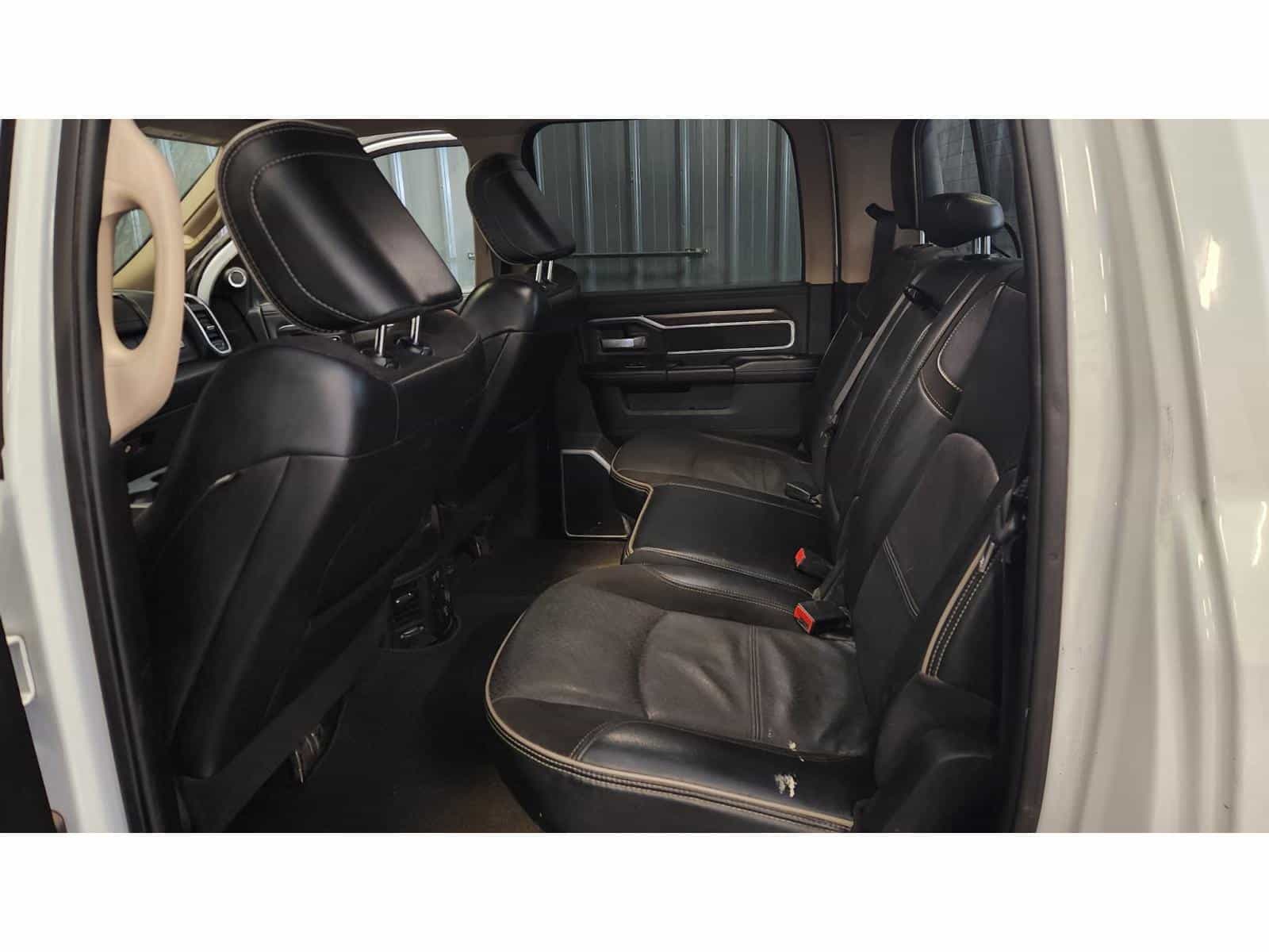 2022 RAM 2500 Laramie - Image 10