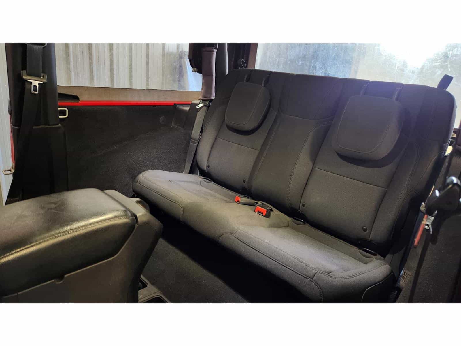 2022 Jeep Wrangler Sport - Image 12