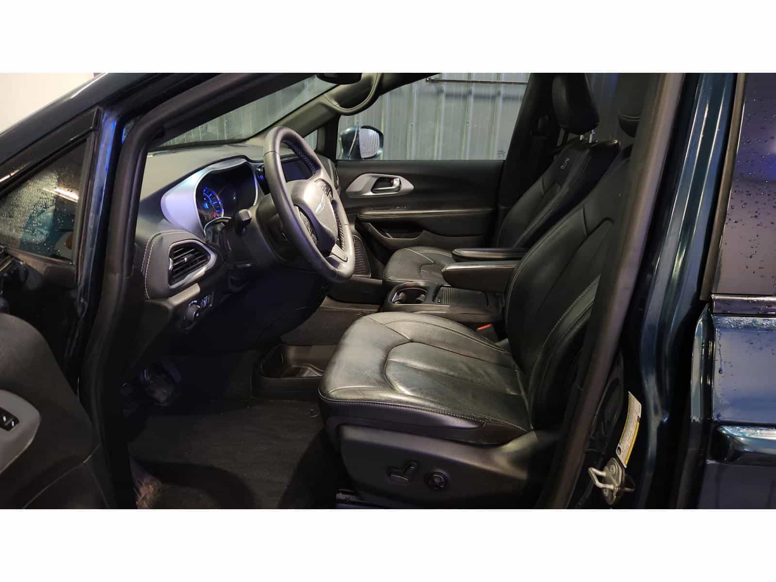 Image 10 Chrysler Pacifica Hybrid Touring L 2022