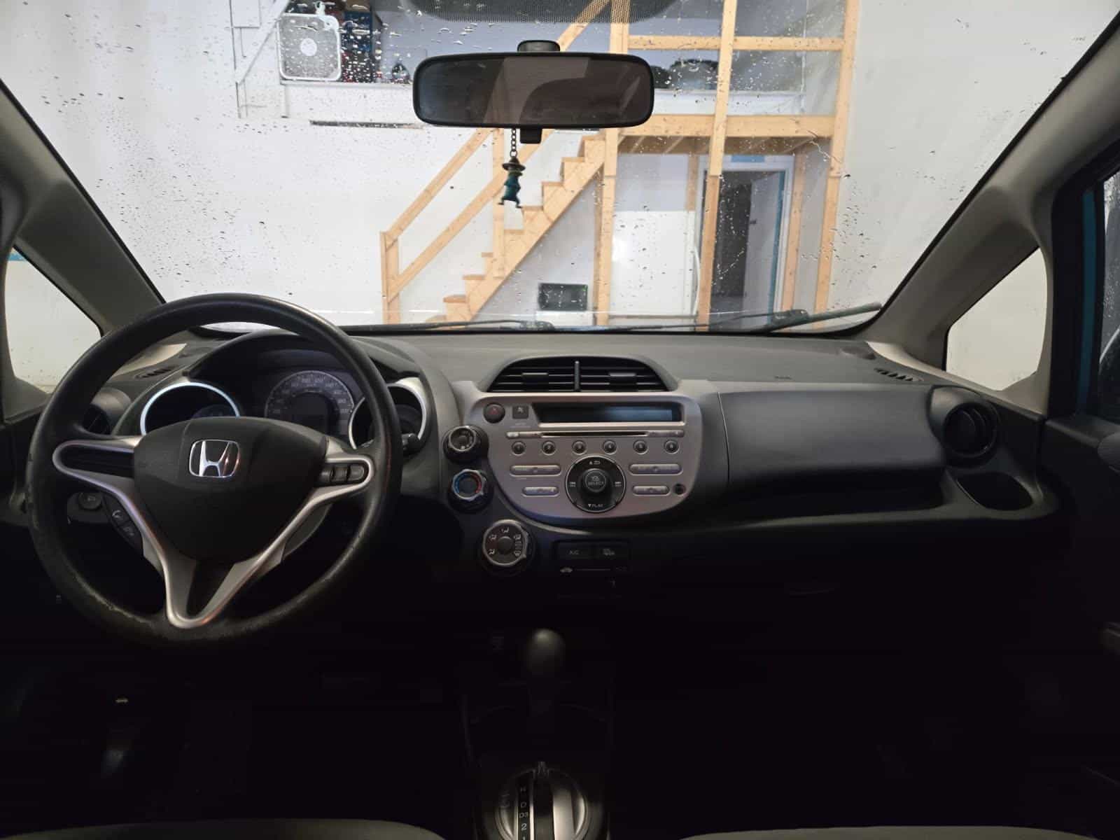 2013 Honda Fit LX - Image 13