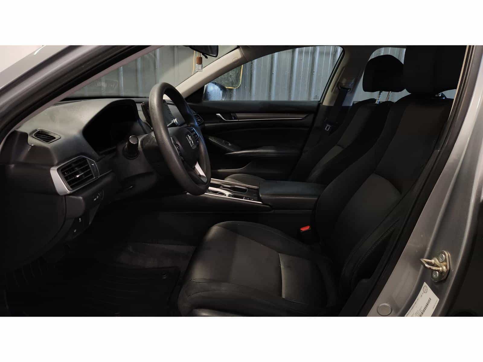 Image 11 Honda Accord LX 2018