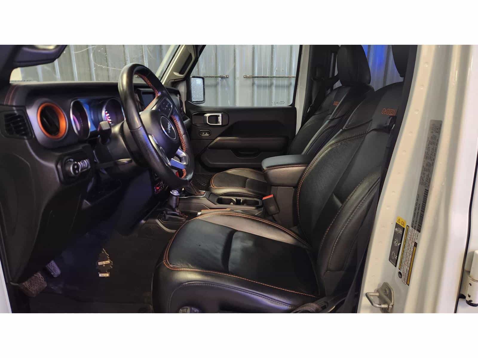 2022 Jeep Gladiator Mojave - Image 10