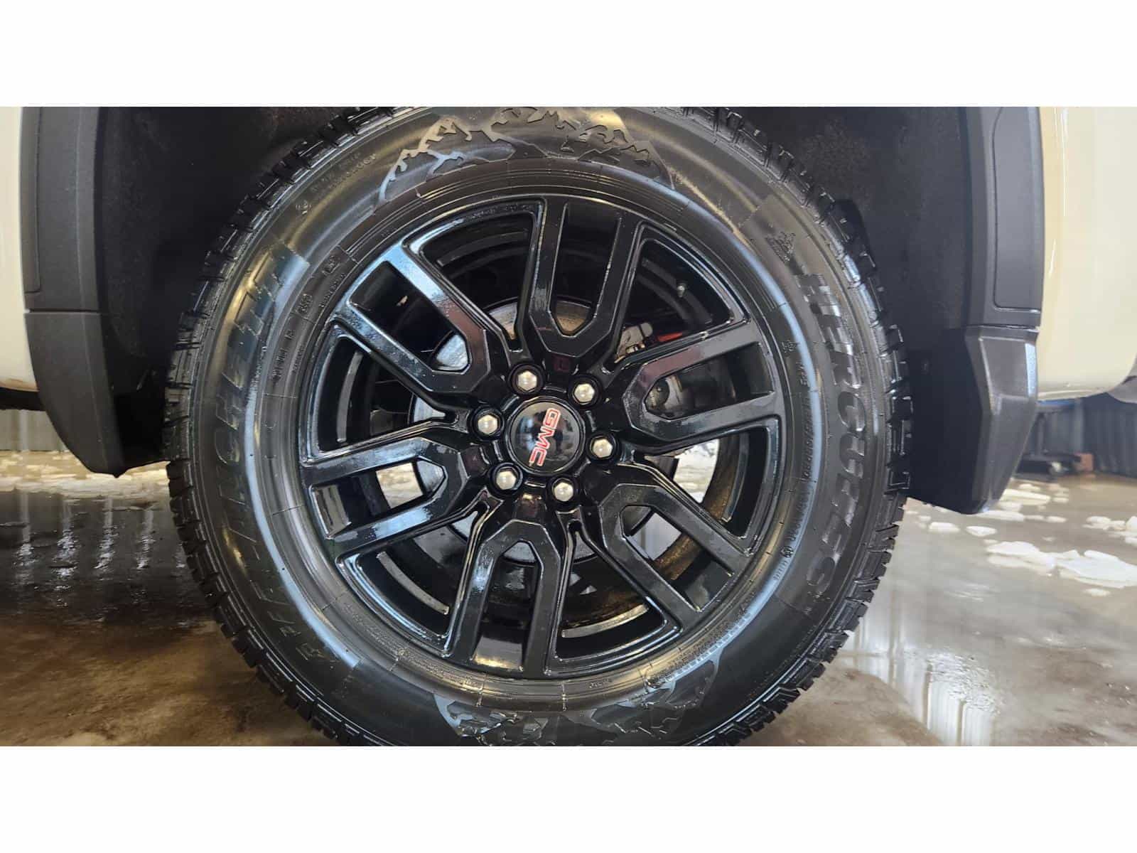 2022 GMC Sierra K1500 Elevation - Image 7