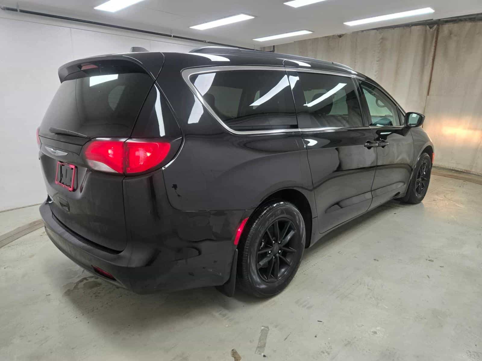 Image 5 Chrysler Grand Caravan SXT 2021