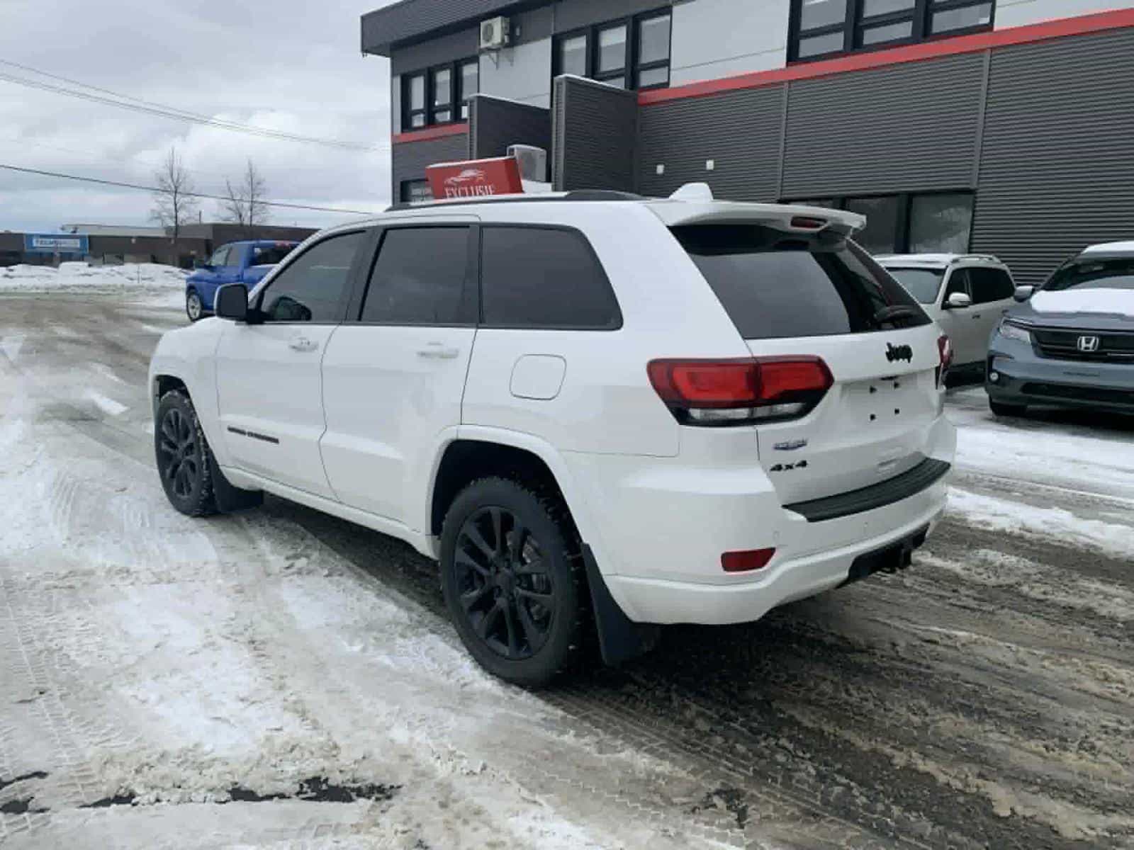 2021 Jeep Grand Cherokee Altitude - Image 5