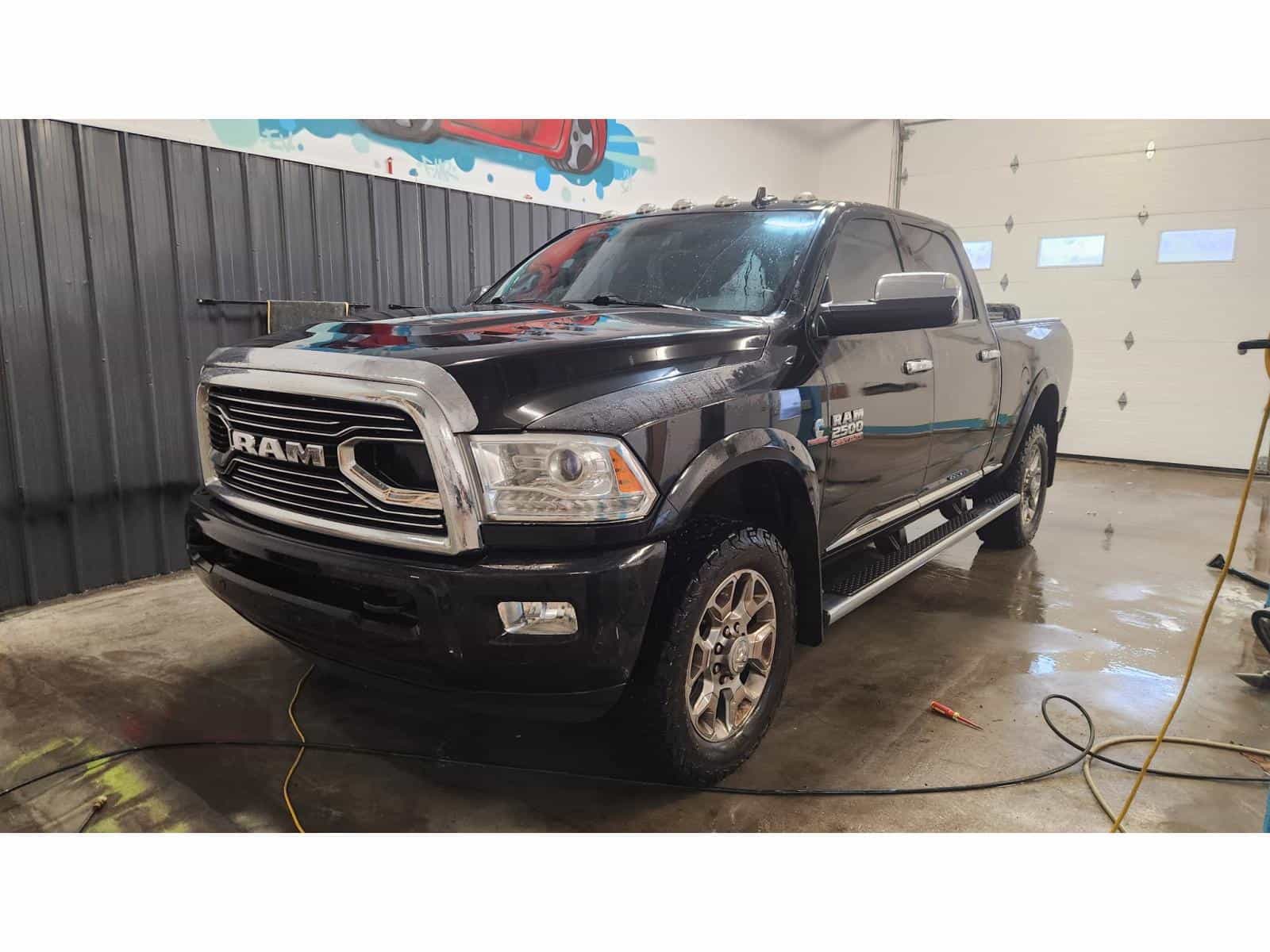 2018 RAM 2500 Limited - Image 1