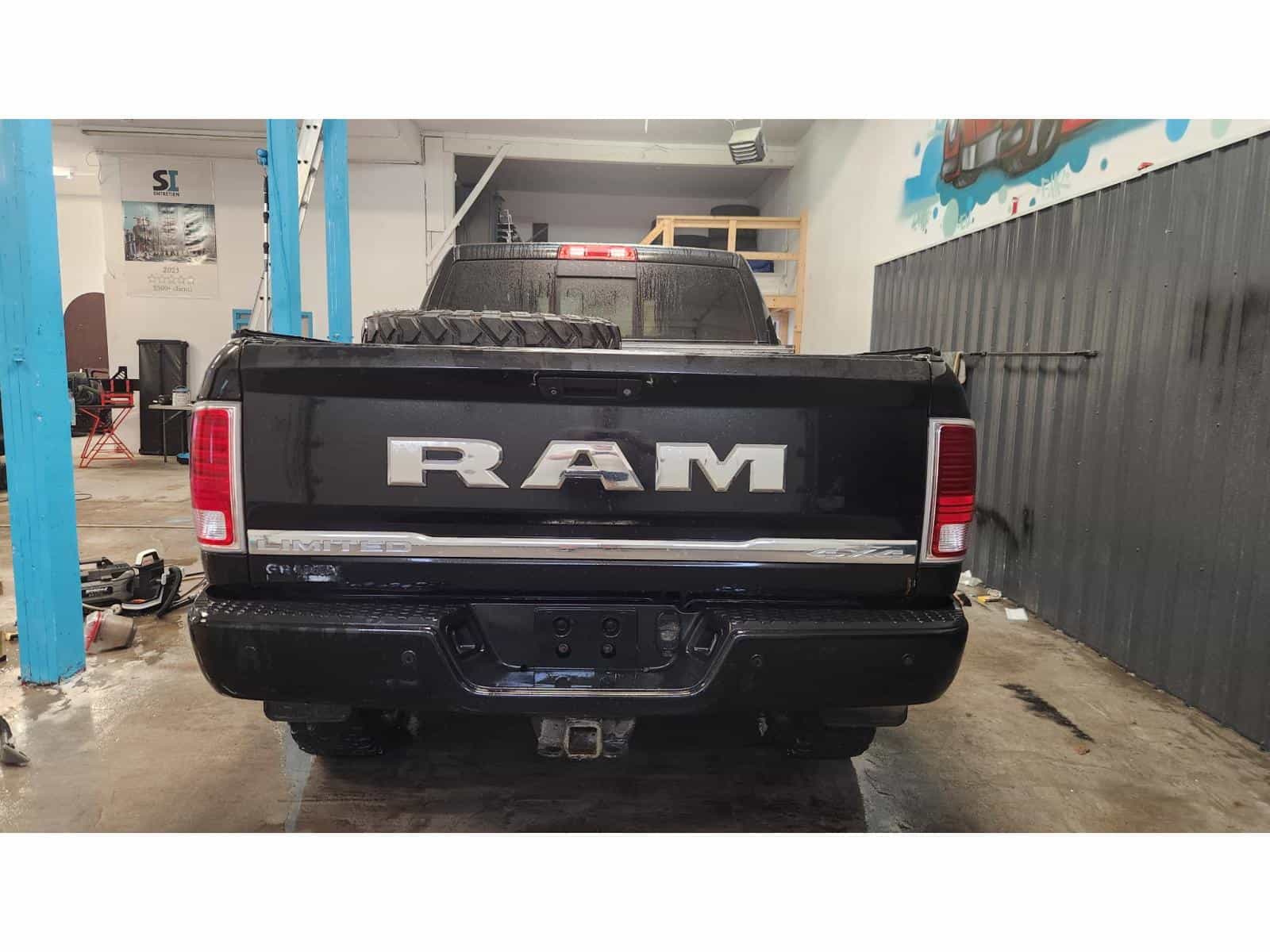 2018 RAM 2500 Limited - Image 5