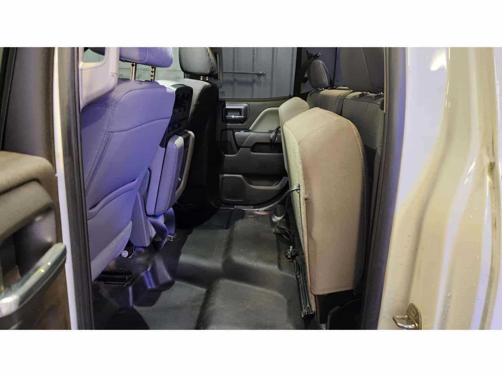 2017 Chevrolet Silverado K1500 Custom Custom - Image 7