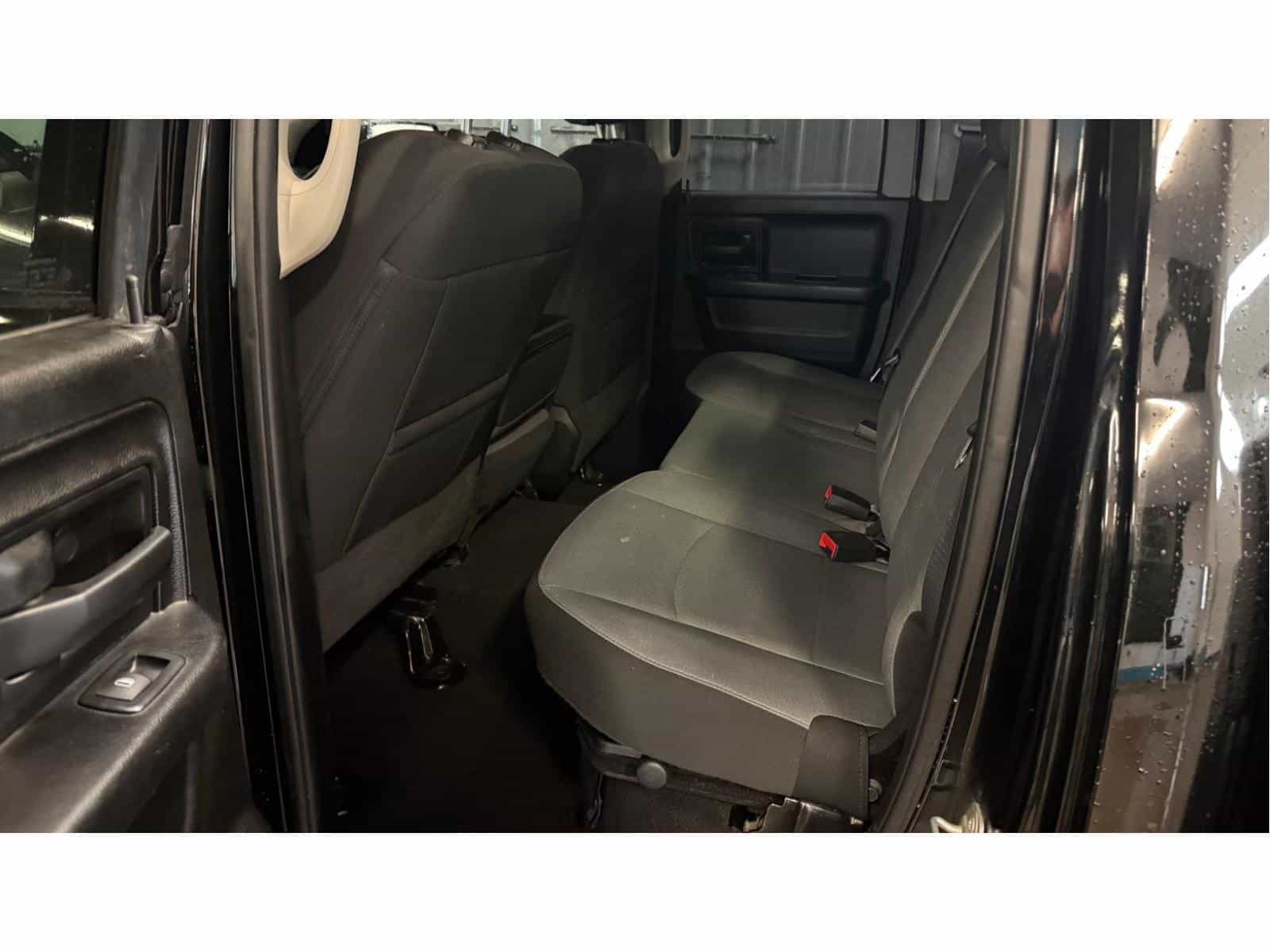 2021 RAM 1500 Classic Express - Image 11