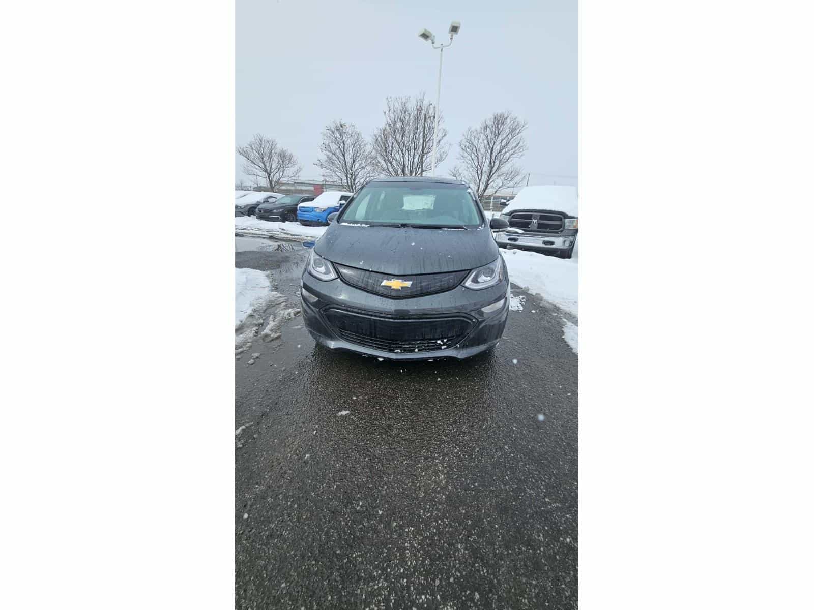 2017 Chevrolet Bolt EV LT - Image 4