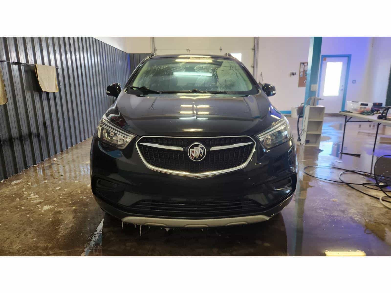 Image 2 Buick Encore Preferred 2018