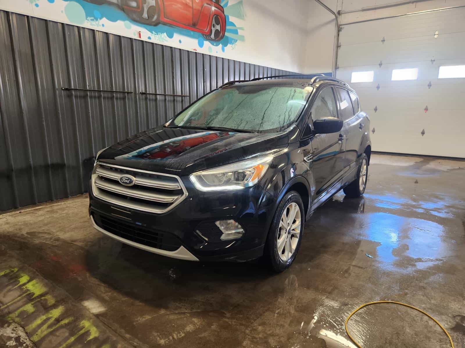 Image 1 Ford Escape SE 2017