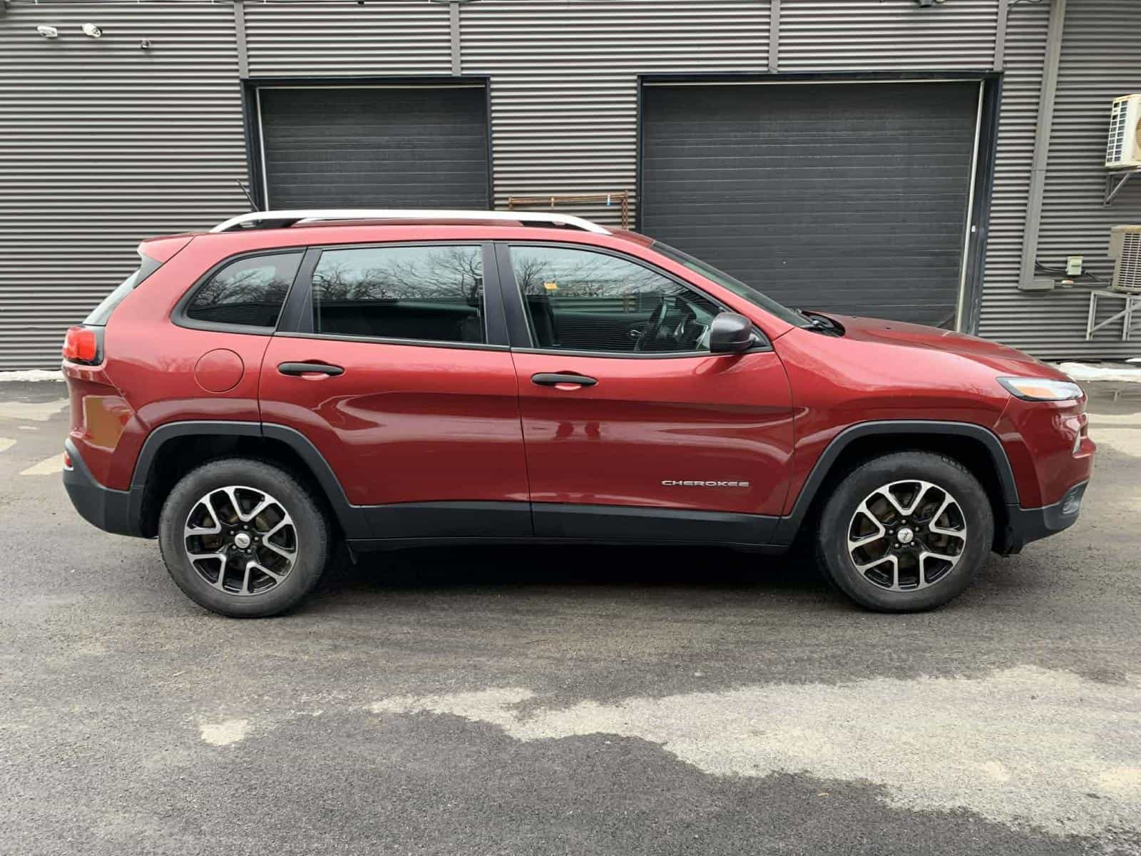 Image 4 Jeep Cherokee Sport 2015