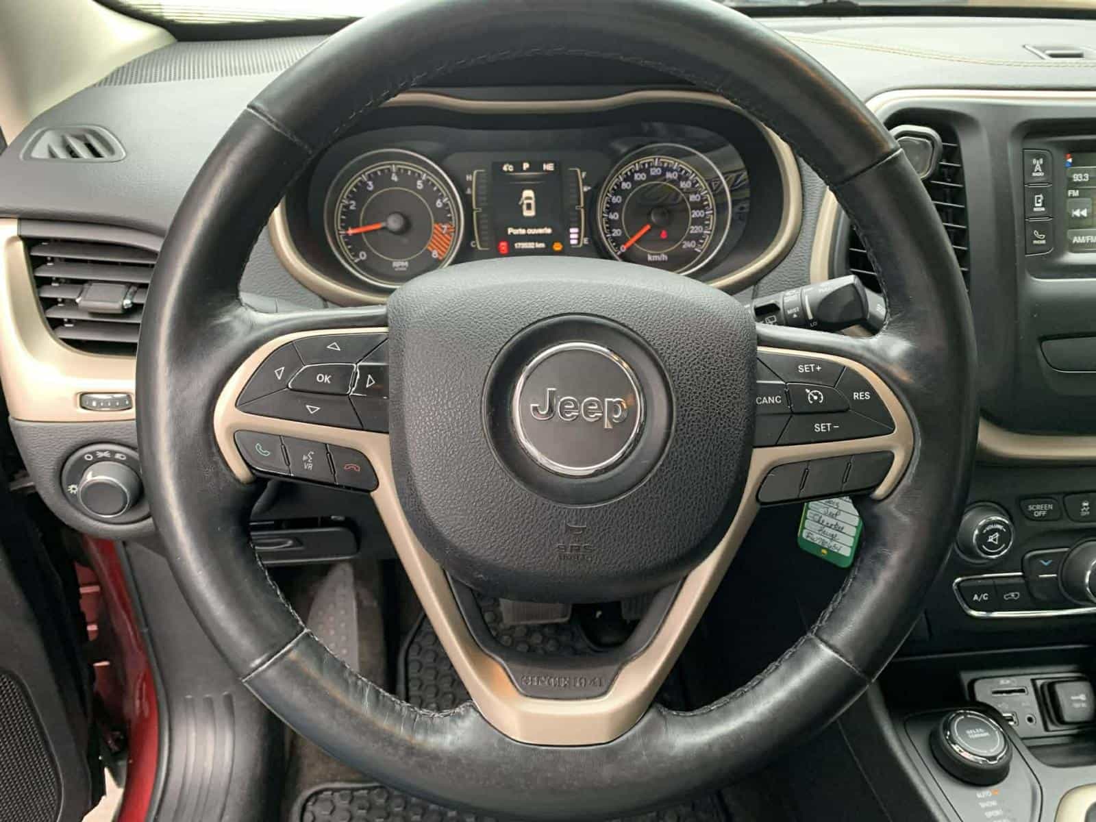 Image 15 Jeep Cherokee Sport 2015