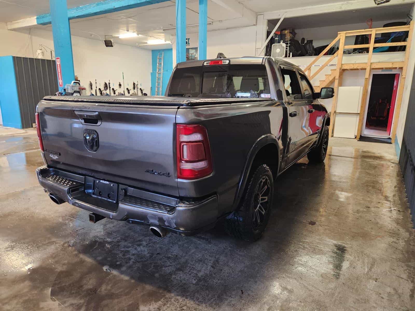 Image 4 RAM 1500 Laramie 2020