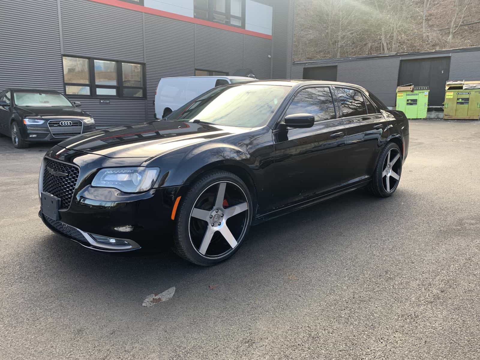 Image 1 Chrysler 300 S 2019