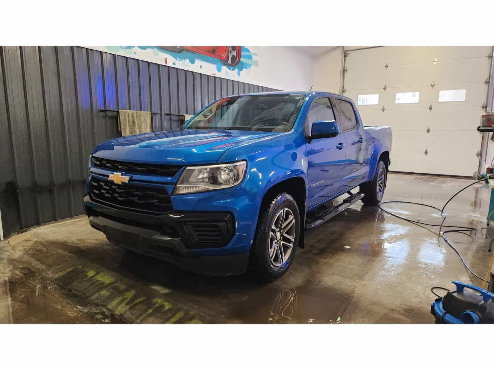 2021 Chevrolet Colorado WT - Image 1