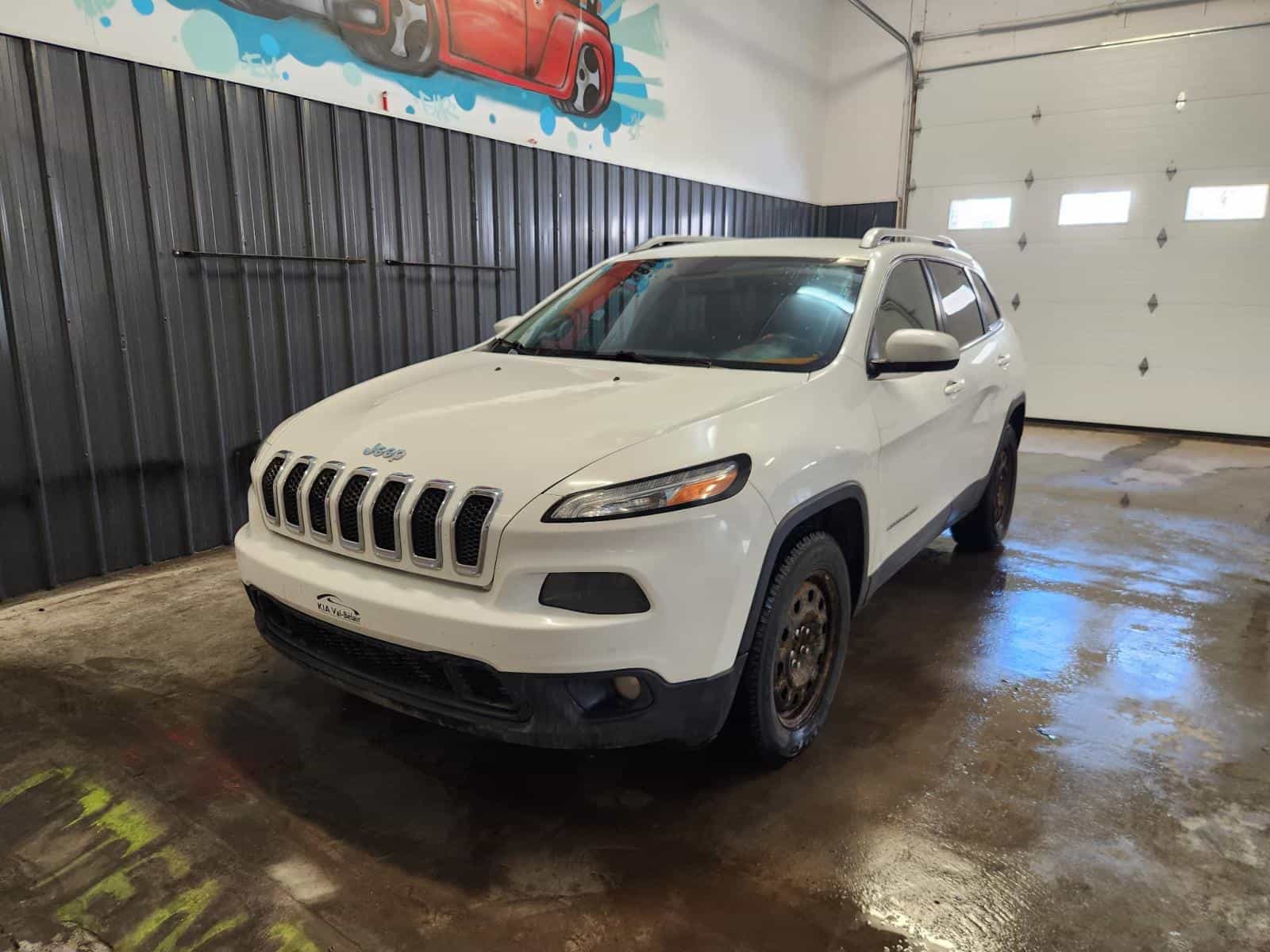 2015 Jeep Cherokee North - Image 1