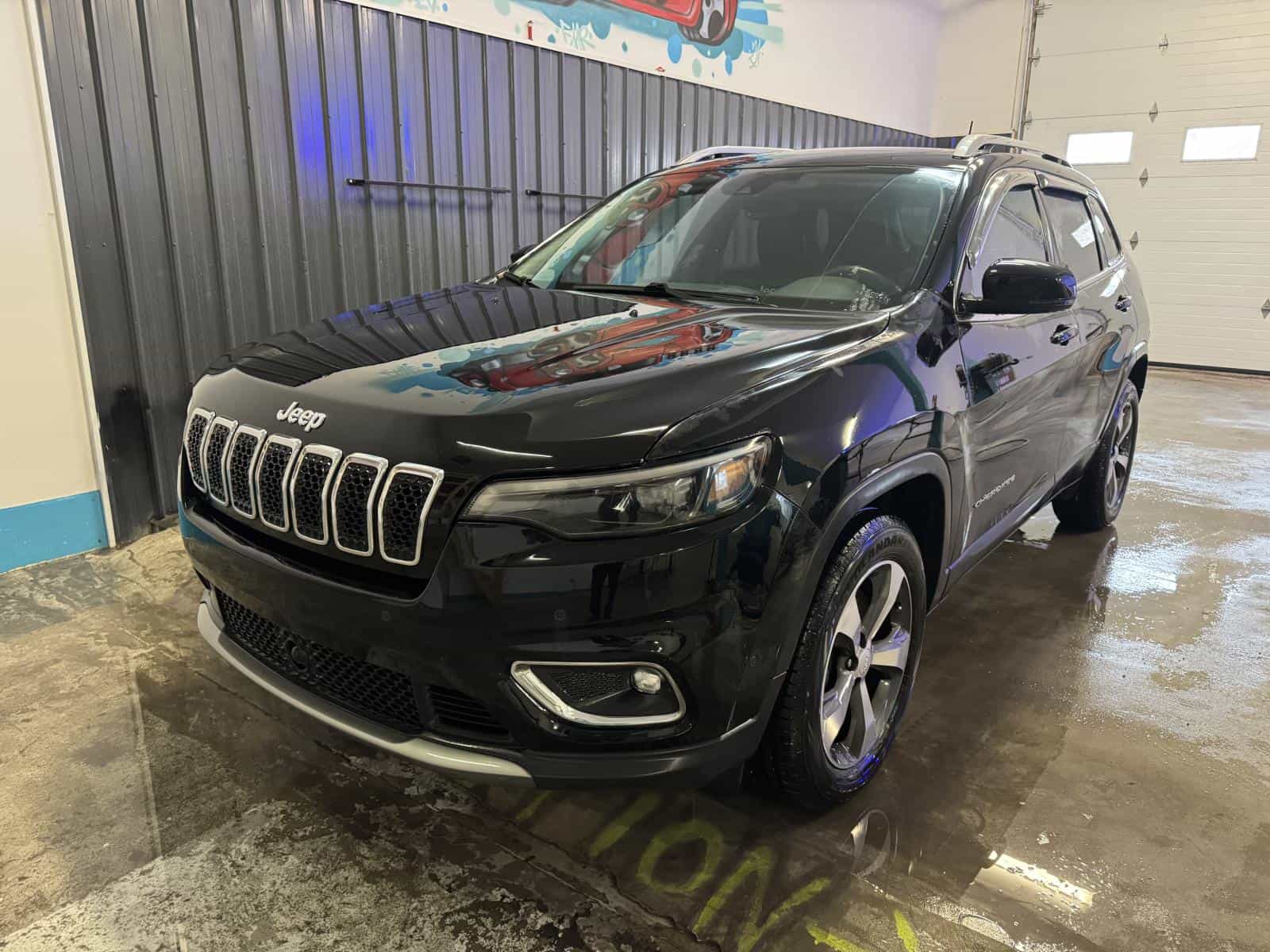 2019 Jeep Cherokee Limited - Image 1