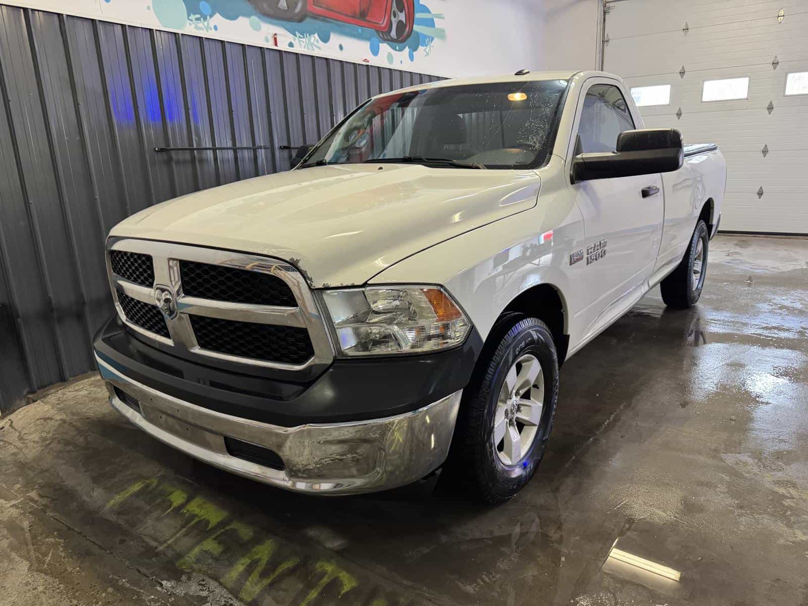 Image 1 RAM 1500 SXT 2018
